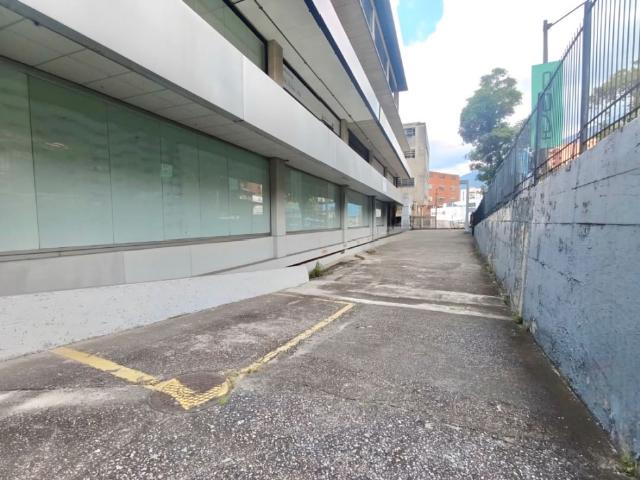 LOCAL COMERCIAL EN VENTA