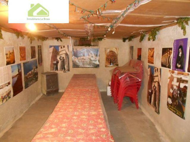 LOCAL COMERCIAL EN VENTA