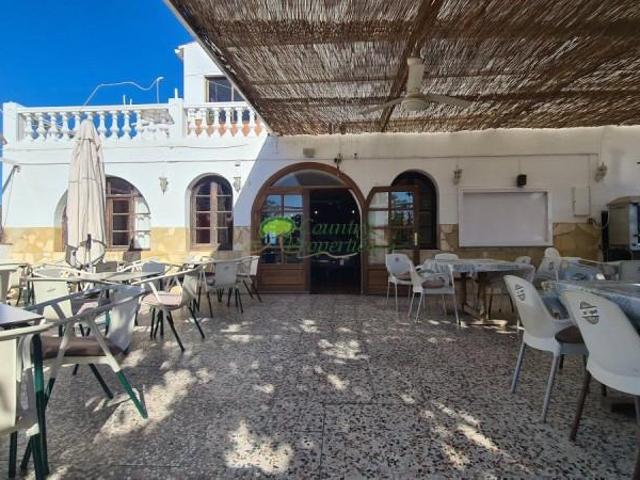 Local comercial en venta Cómpeta