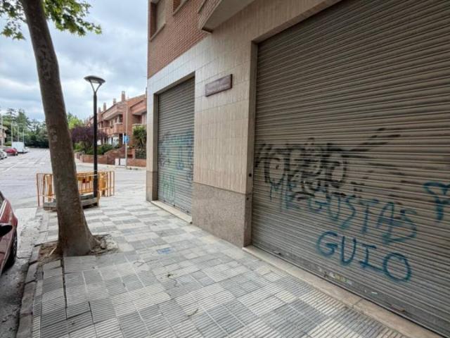 Local comercial en venta con altillo – Amplio, versátil y con gran visibilidad