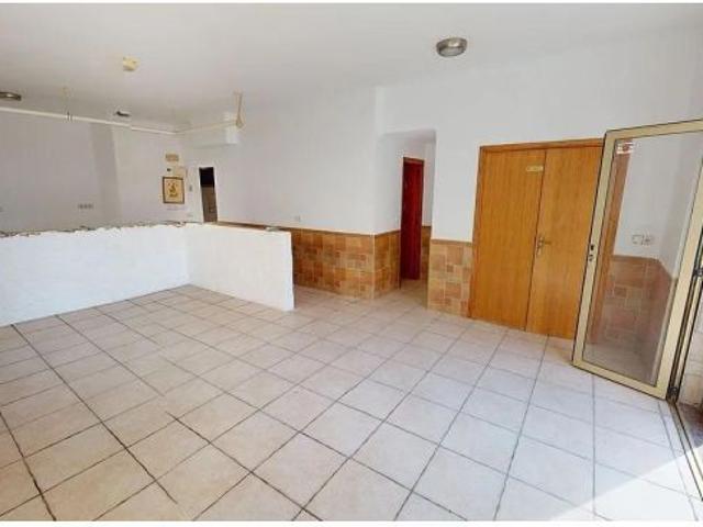 Local Comercial en Venta con Potencial para Cambio de Uso en Benidorm, Zona Nuevos Juzgados