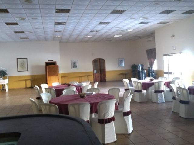 Local comercial en venta Coria del Río