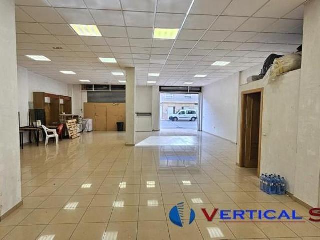 Local comercial en venta Caudete