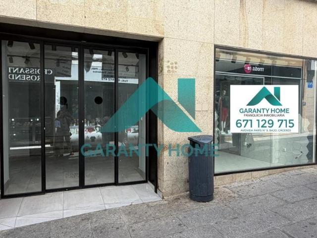 Local comercial en venta Cáceres