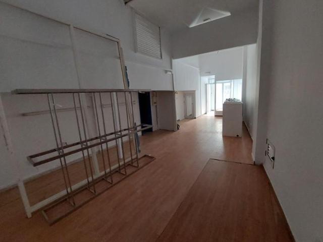 Local comercial en venta Cáceres