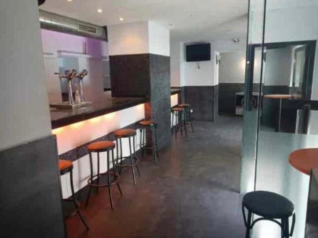 Local comercial en venta Cáceres