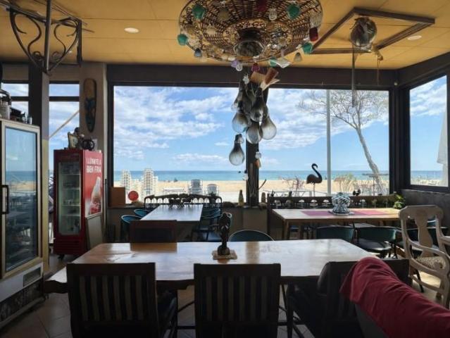Local comercial en venta Castell Platja d'Aro