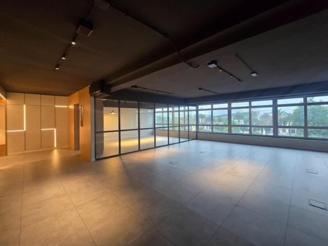 Local comercial en venta A Coruña