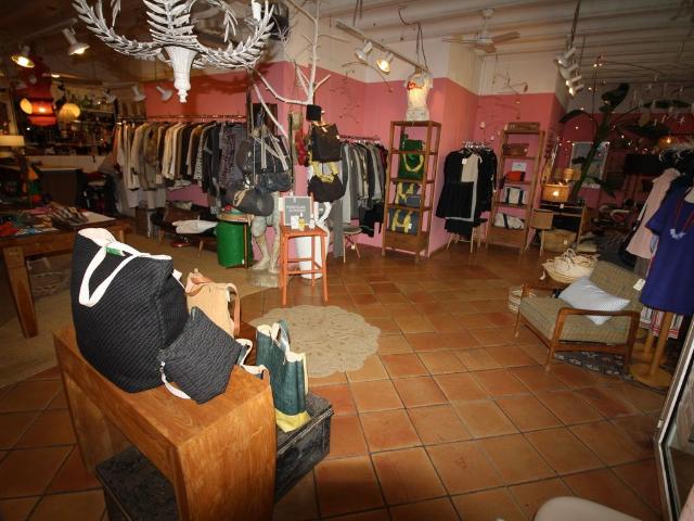 Local comercial en venta. ALTEA