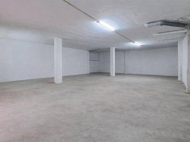 Local comercial en venta Alzira