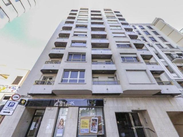 Local comercial en venta Alzira