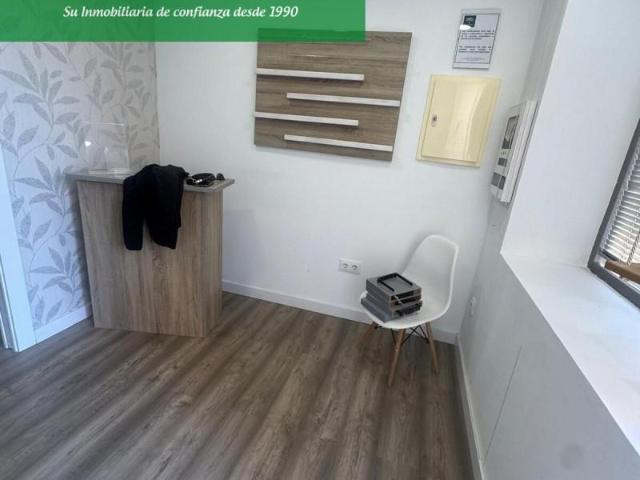 Local comercial en venta Almería