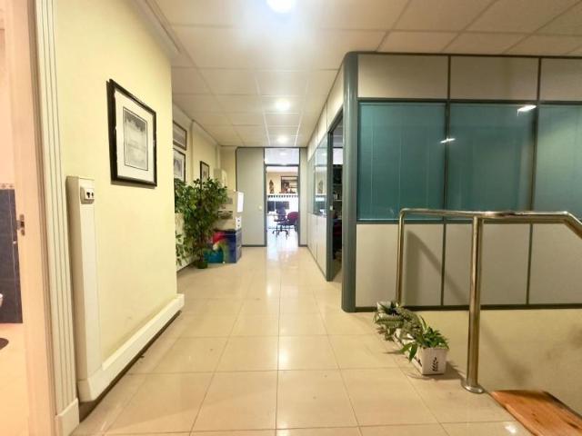Local comercial en venta Almería