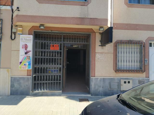Local comercial en venta Almería