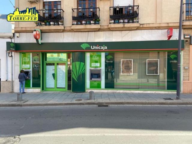 Local comercial en venta Almería
