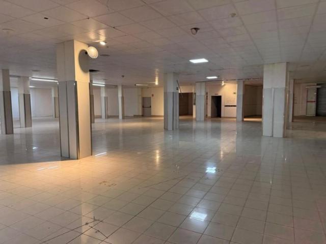 Local comercial en venta Alora