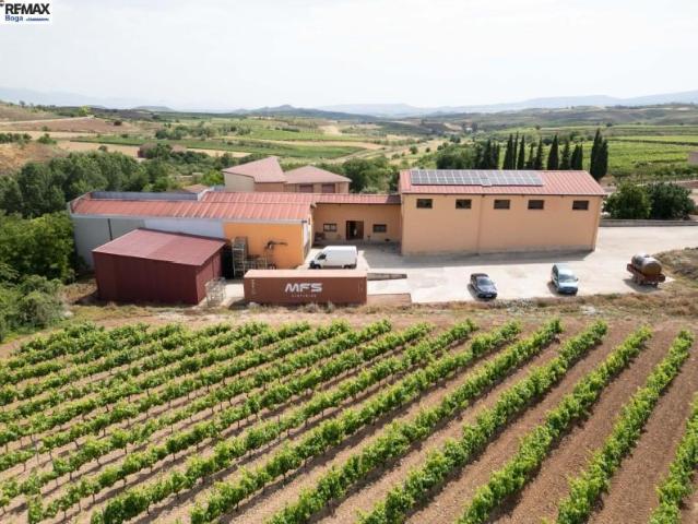 Local comercial en venta Arenzana de Abajo