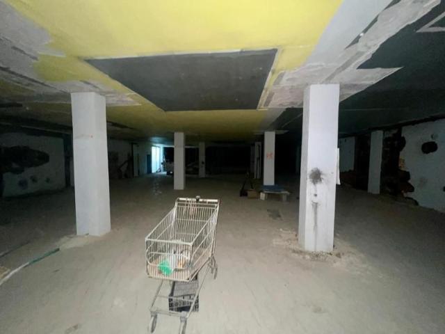 Local comercial en venta Arona
