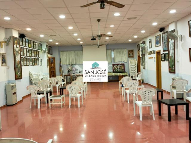 Local comercial en venta Aspe