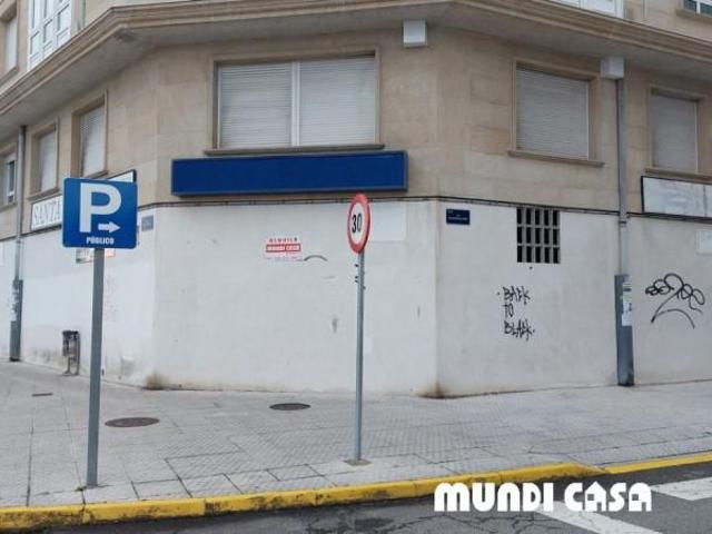 Local comercial en venta Boiro