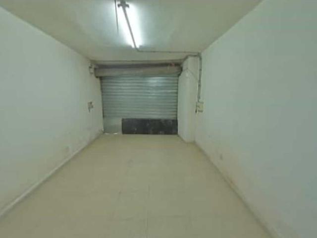 Local comercial en venta Baza