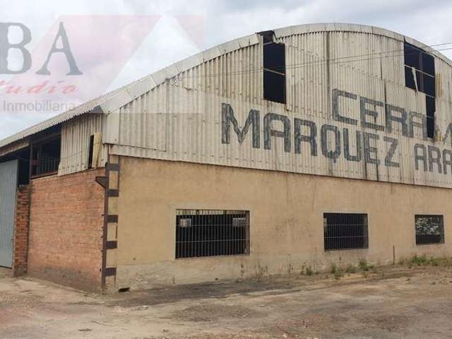 Local comercial en venta Bailén