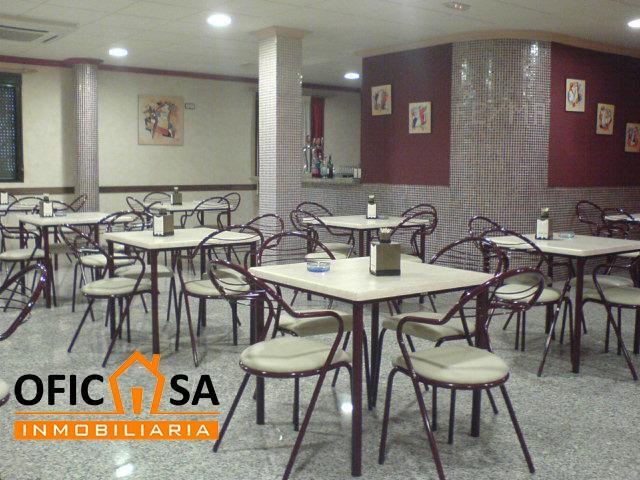 Local comercial en venta Baños de la Encina