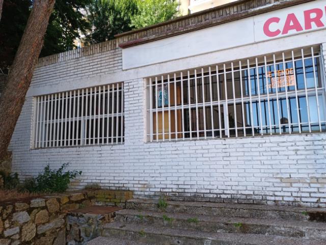 Local comercial en venta. BECERRIL DE LA SIERRA