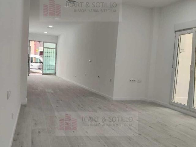 Local comercial en venta Benicarló