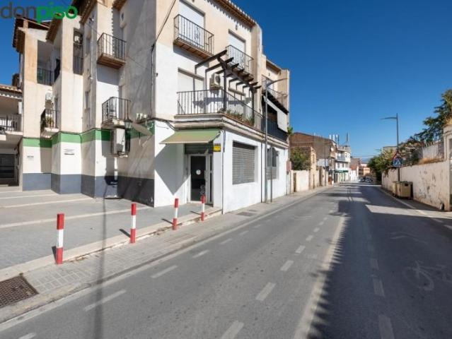 Local comercial en venta Gójar