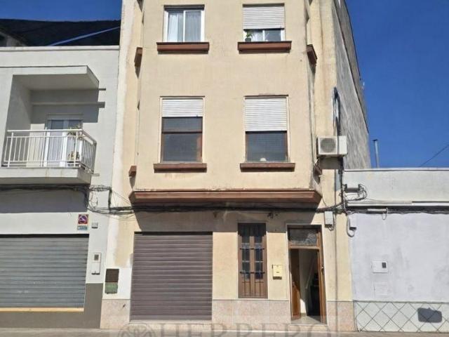 Local comercial en venta Gandia