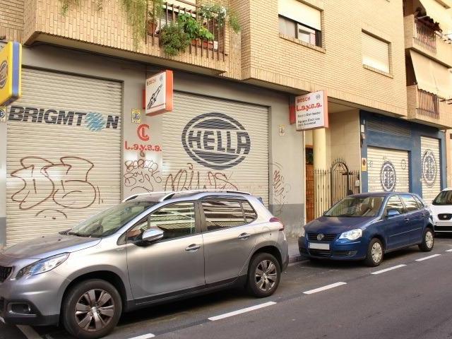 Local comercial en venta Gandia