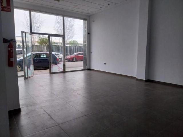 Local comercial en venta Gandia