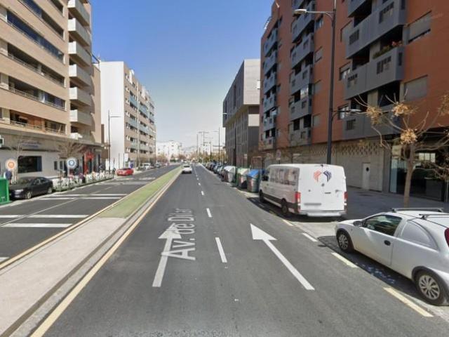 Local comercial en venta Granada
