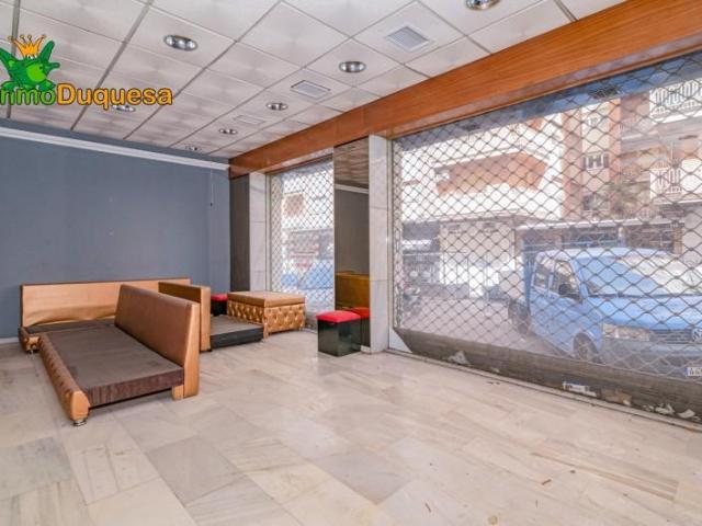 Local comercial en venta Granada