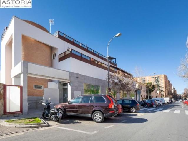 Local comercial en venta Granada