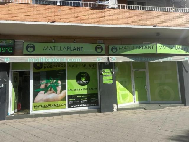 Local comercial en venta Granada