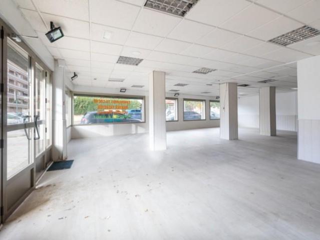 Local comercial en venta Granada