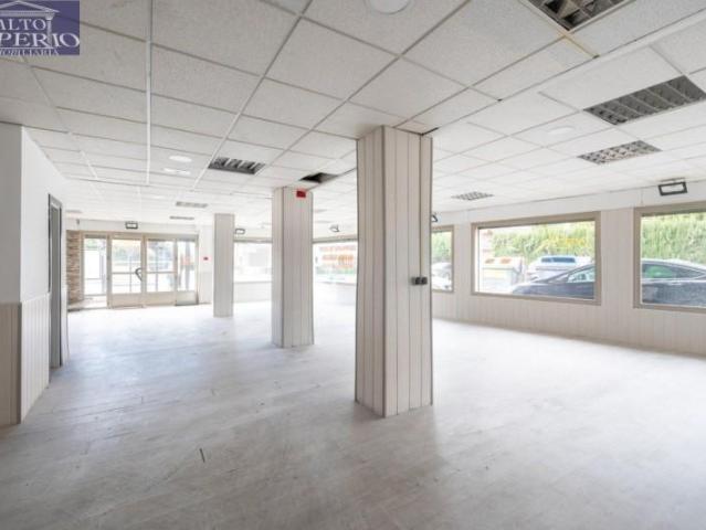 Local comercial en venta Granada