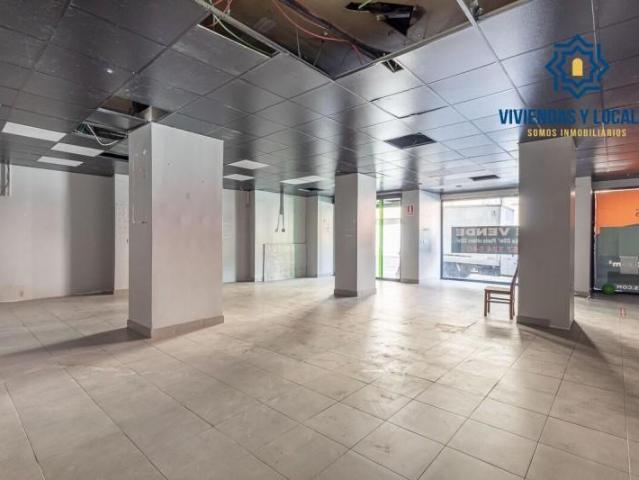 Local comercial en venta Granada