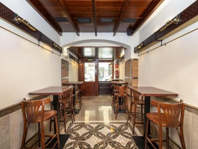 Local comercial en venta Granada