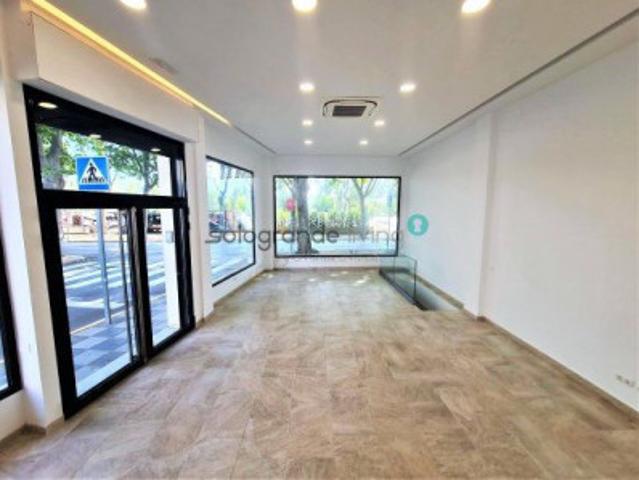 Local comercial en venta Guadiaro