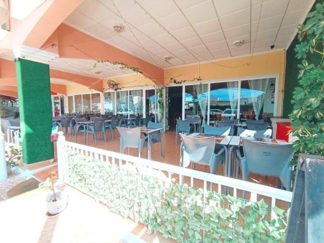 Local comercial en venta Denia