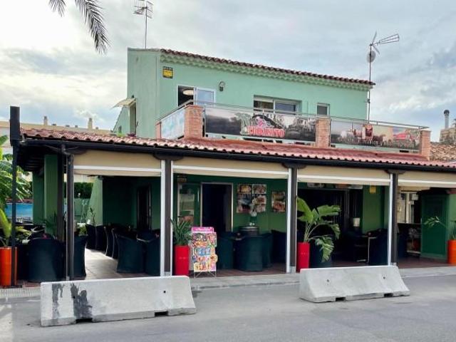 Local comercial en venta Denia
