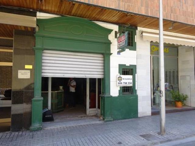 Local comercial en venta Denia