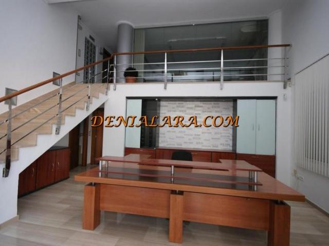Local comercial en venta Denia