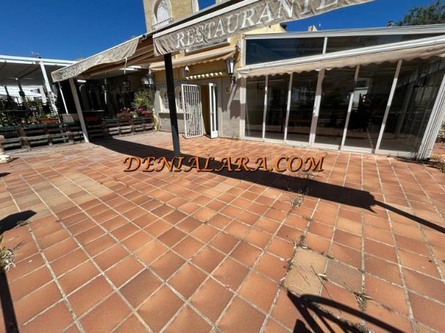Local comercial en venta Denia