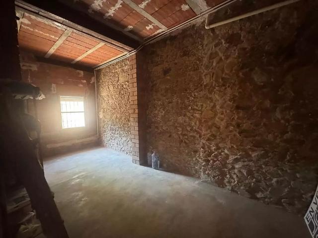 Local comercial en venta en Colera, de 39 m² 1 habitación por 80.000