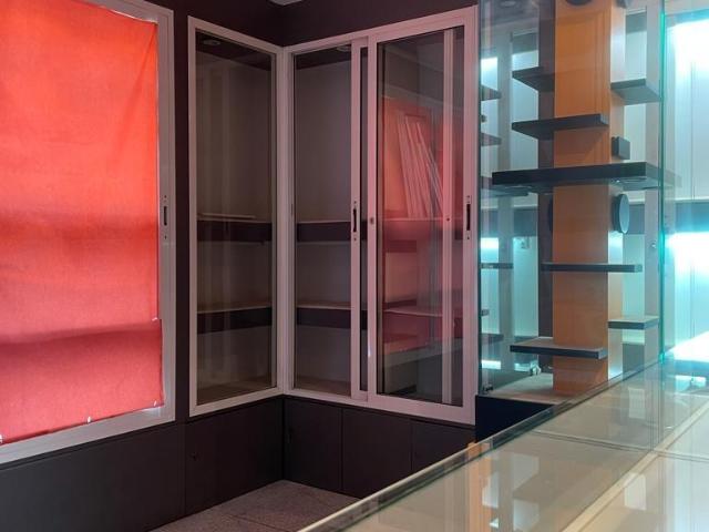 Local comercial en venta en Cornellà de Llobregat, Gavarra