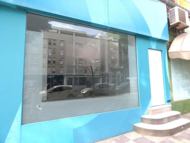 Local comercial en venta en Cádiz, Avenida
